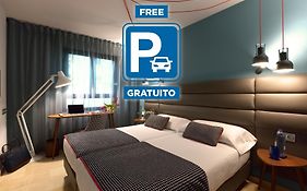 Hotel Pamplona Plaza